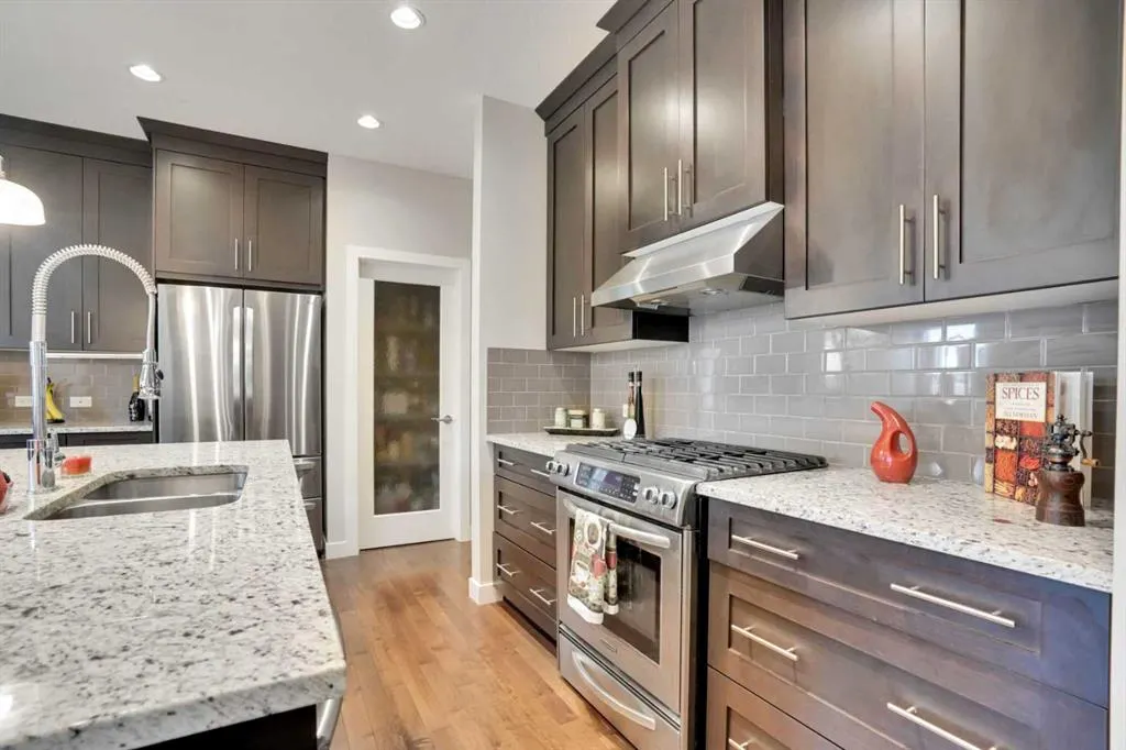 139 Legacy Circle SE