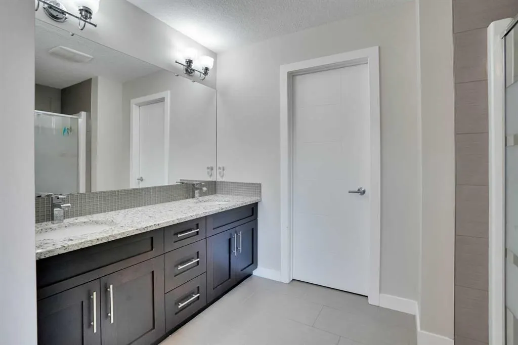 139 Legacy Circle SE