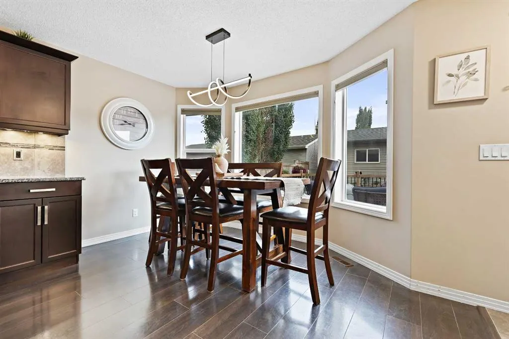 183 Cranford Crescent SE