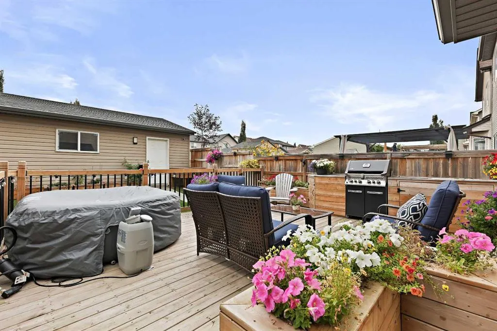 183 Cranford Crescent SE