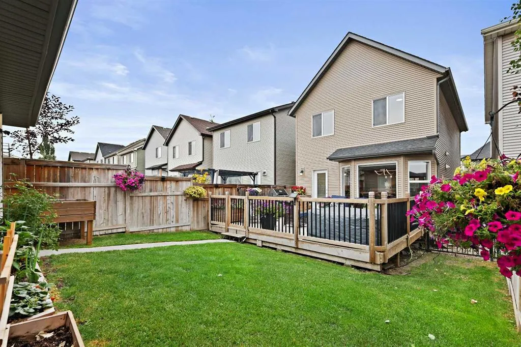 183 Cranford Crescent SE