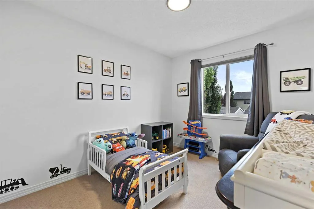 183 Cranford Crescent SE