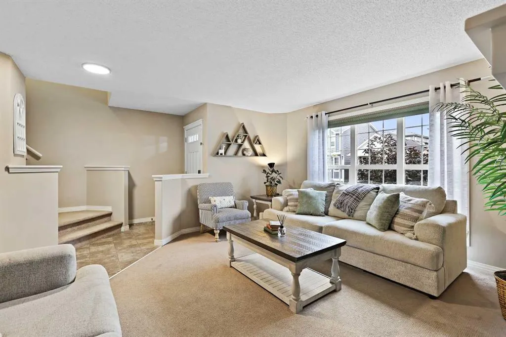 183 Cranford Crescent SE