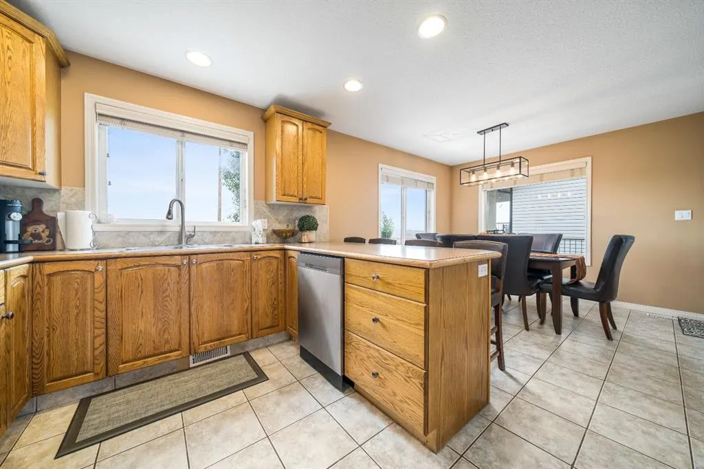 276 Sierra Drive SW