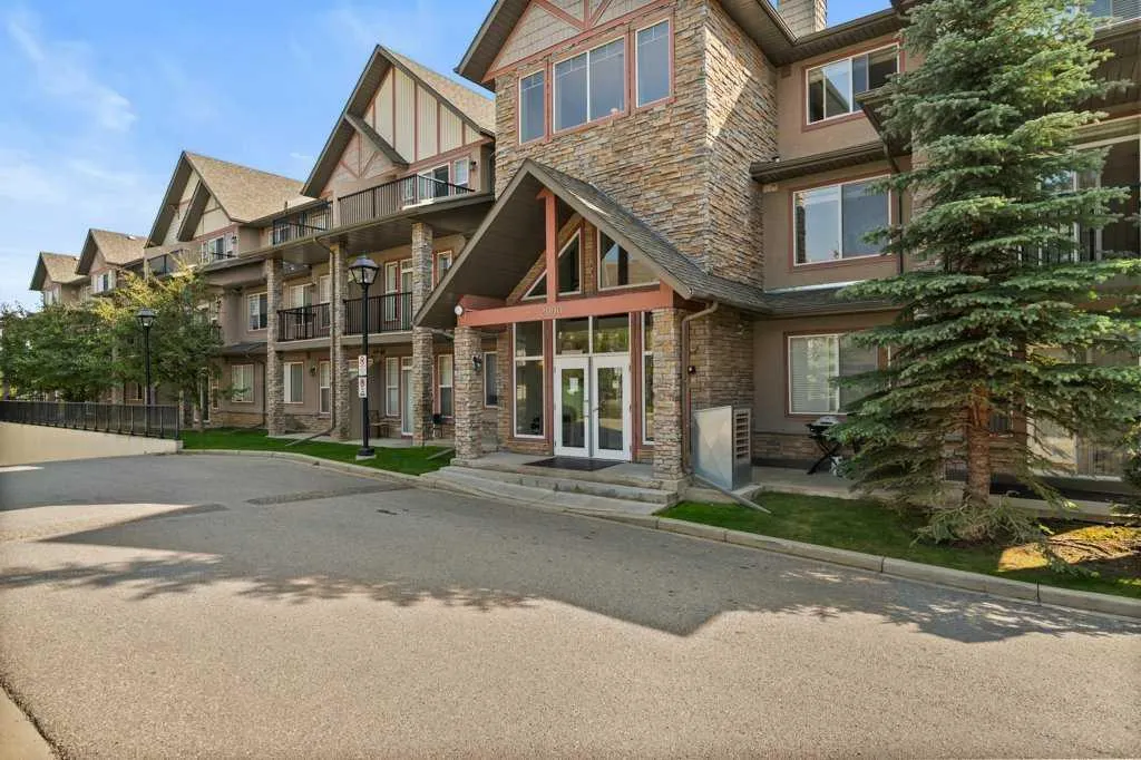211 Aspen Stone Boulevard SW, #2206