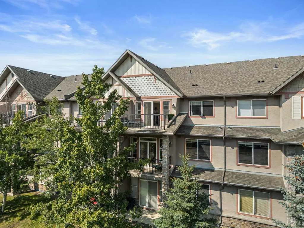 211 Aspen Stone Boulevard SW, #2206