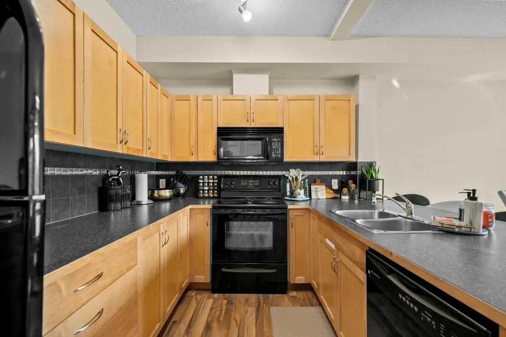211 Aspen Stone Boulevard SW, #2206
