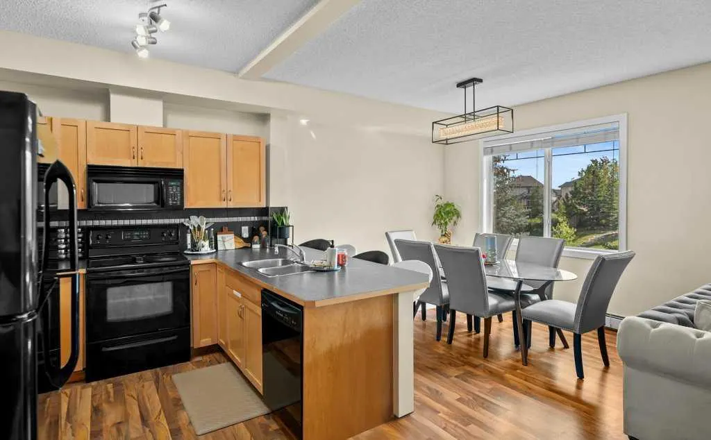 211 Aspen Stone Boulevard SW, #2206