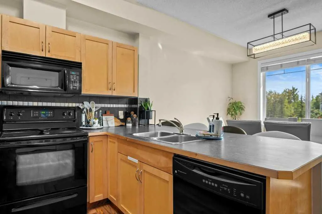 211 Aspen Stone Boulevard SW, #2206