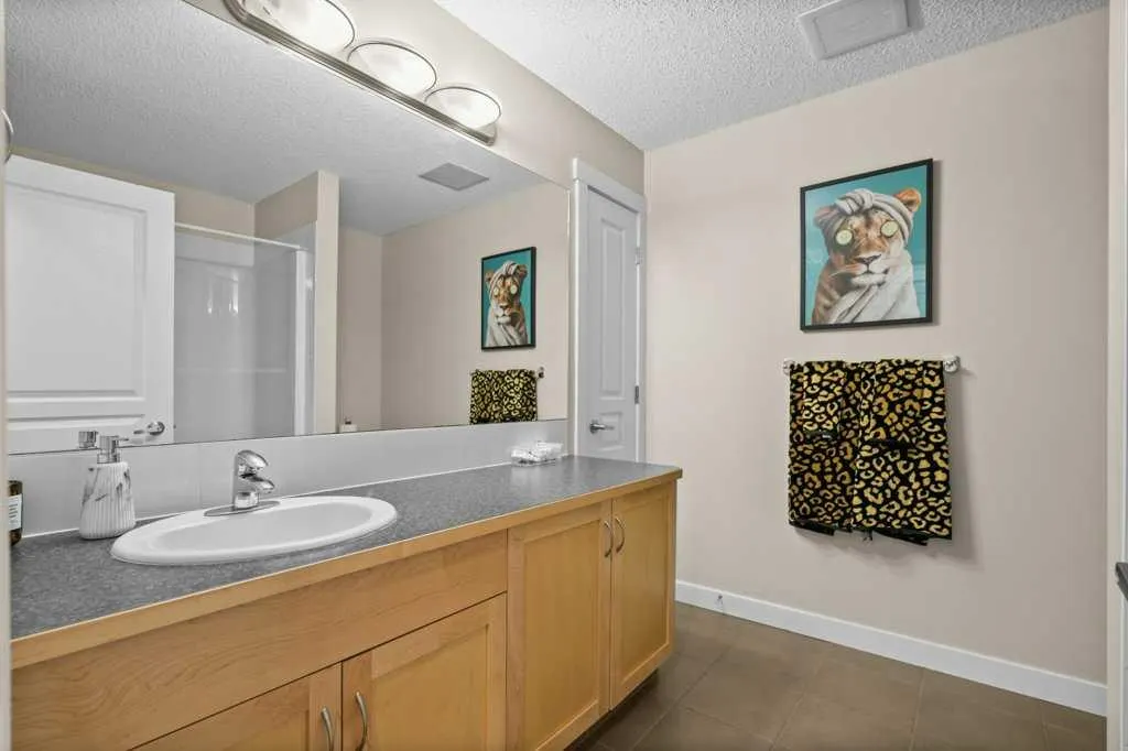 211 Aspen Stone Boulevard SW, #2206