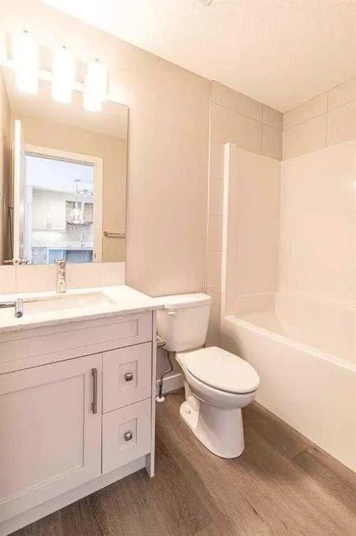30 Walgrove Walk SE, #217