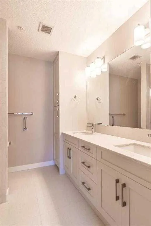 30 Walgrove Walk SE, #217