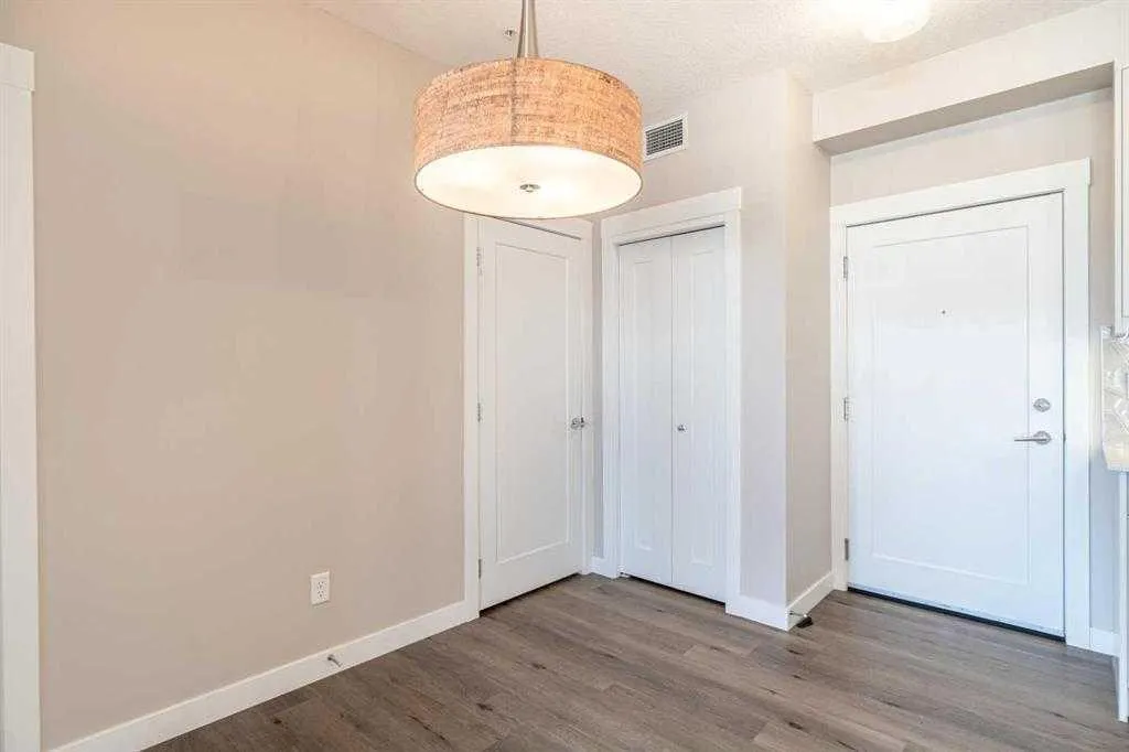 30 Walgrove Walk SE, #217
