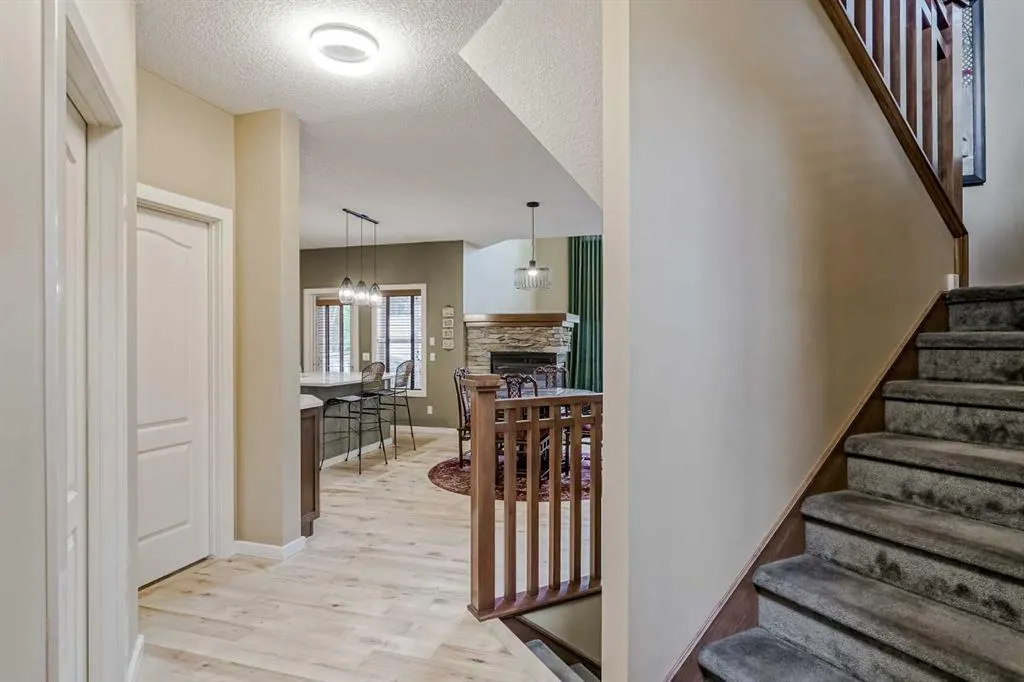48 Chapala Square SE