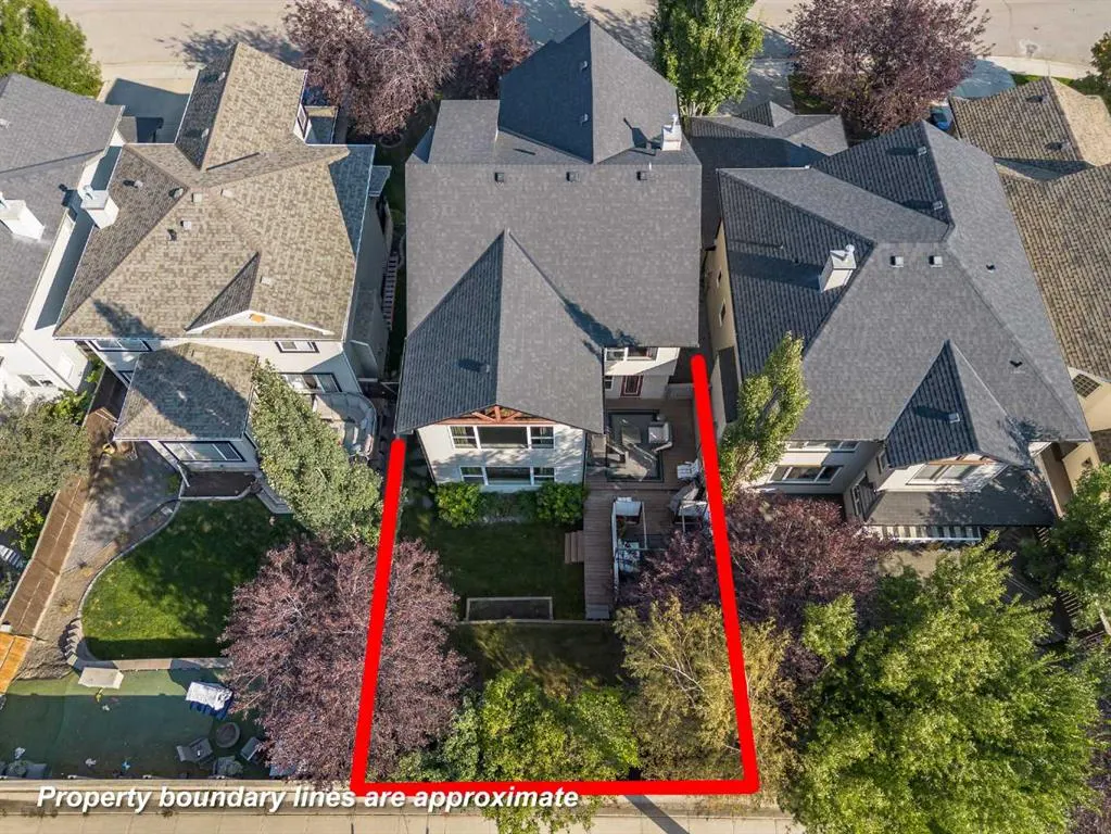 48 Chapala Square SE
