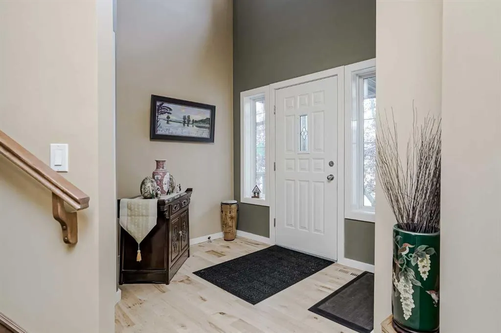 48 Chapala Square SE