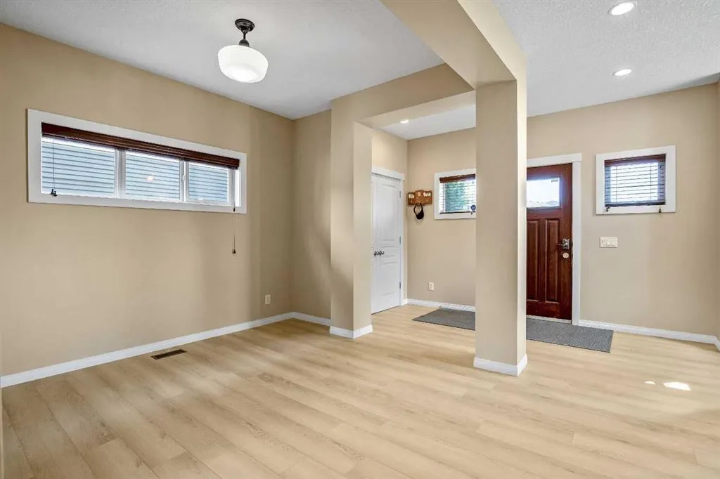 13 Walden Gardens SE