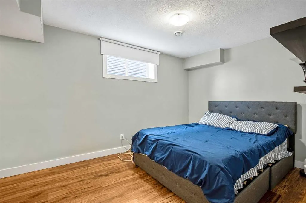 13 Walden Gardens SE