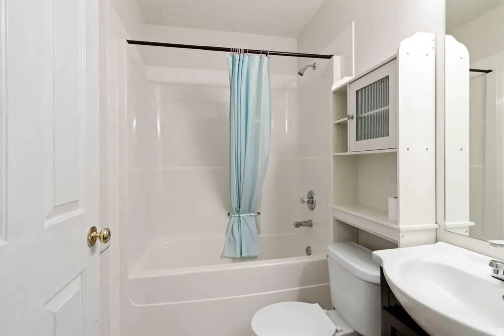 169 St. Laurent Way