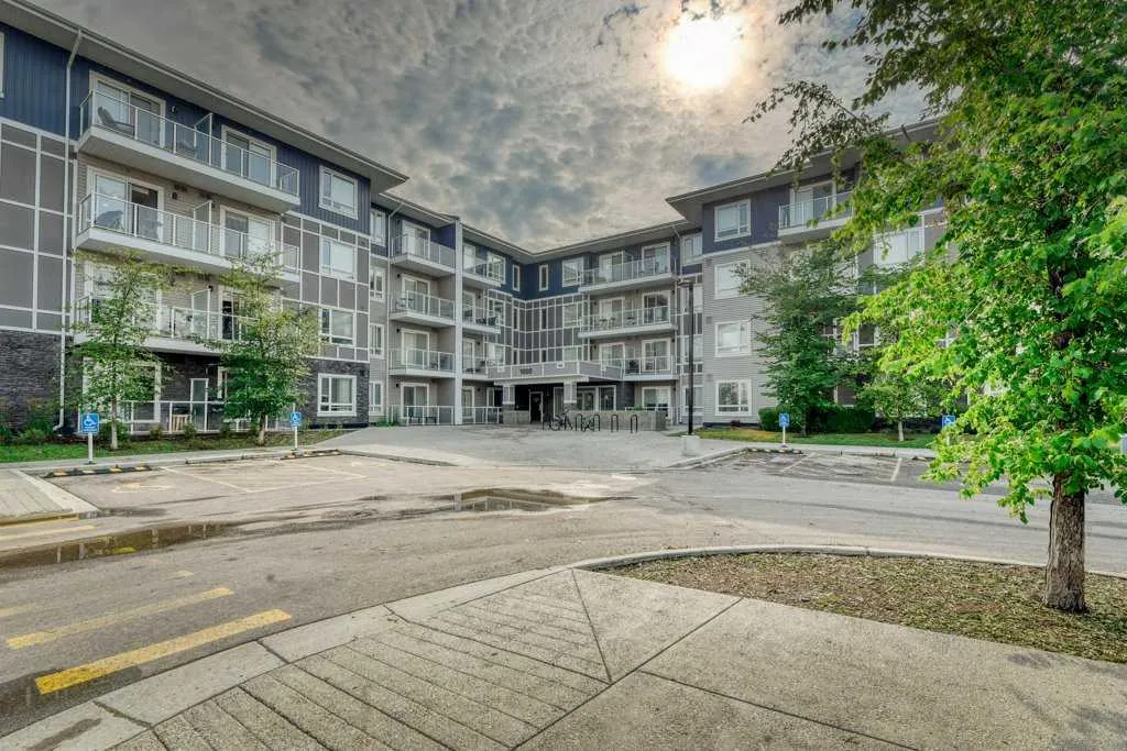 76 Cornerstone Passage NE, #1321