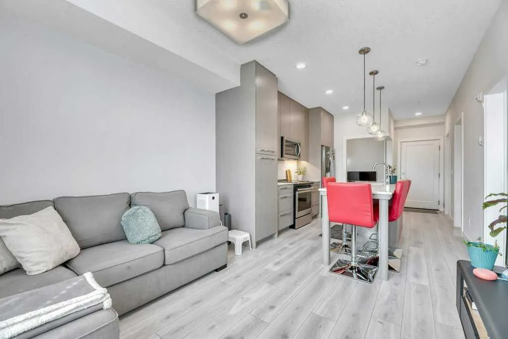 76 Cornerstone Passage NE, #1321