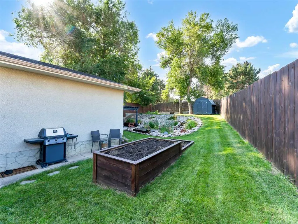 5 Noble Court SW