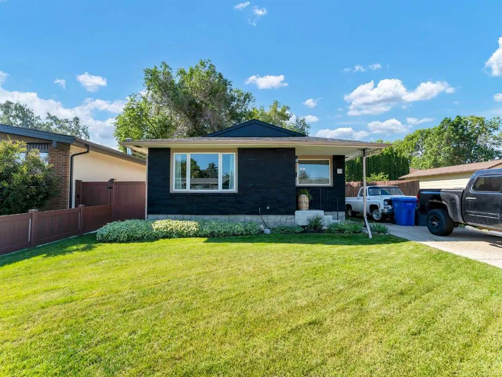5 Noble Court SW