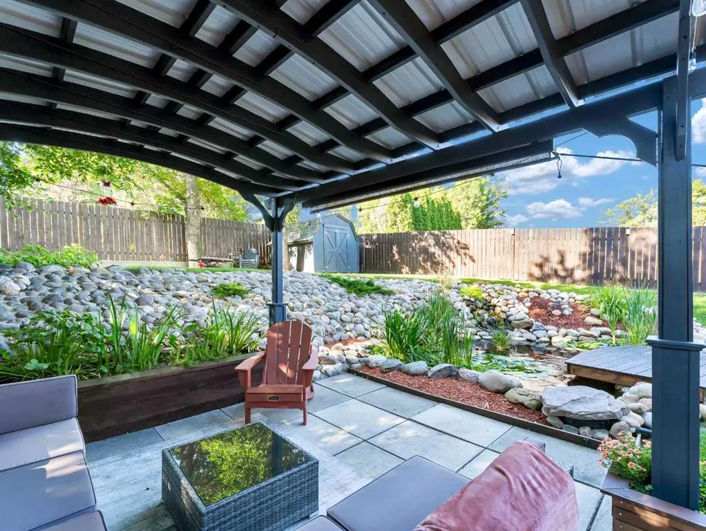 5 Noble Court SW