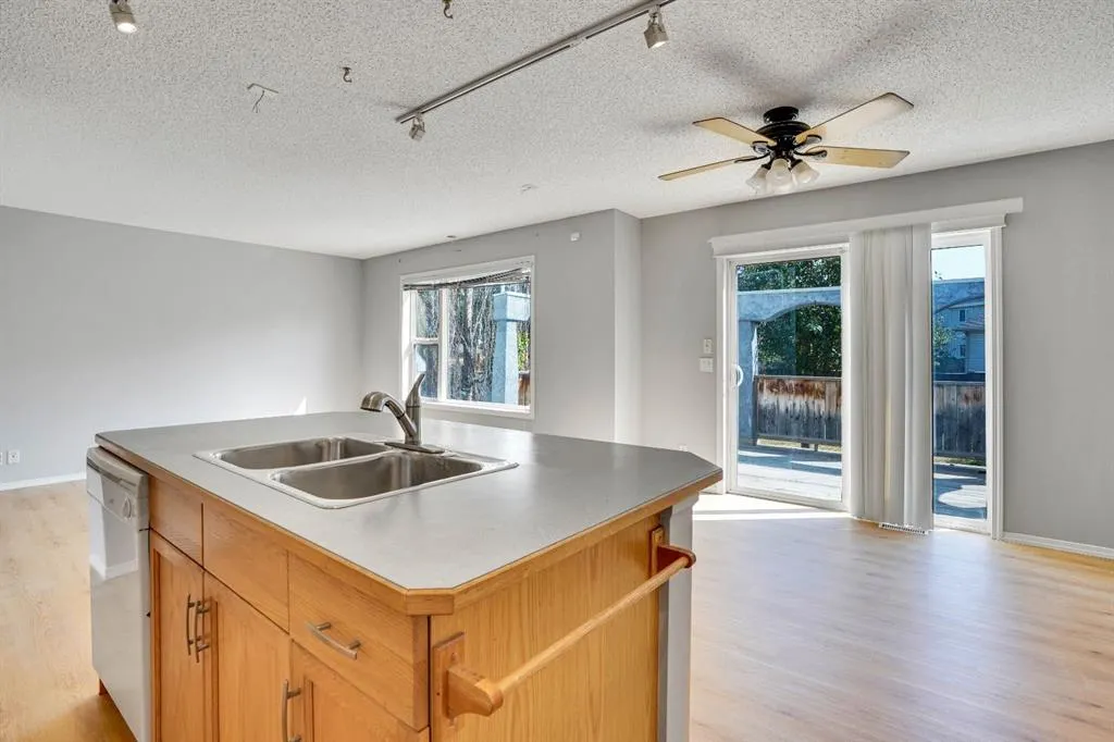 5363 Copperfield Gate SE