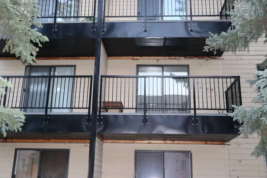 1221B West Haven Drive, #205