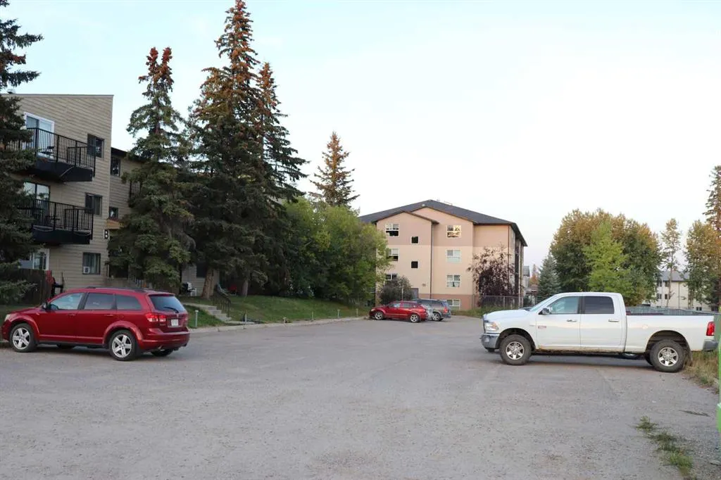 1221B West Haven Drive, #205