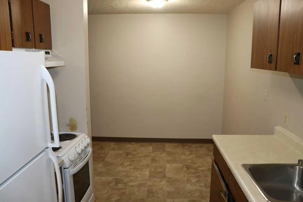 1221B West Haven Drive, #205