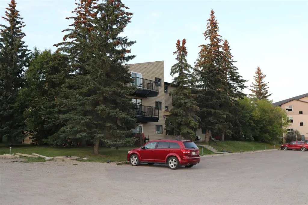 1221B West Haven Drive, #205