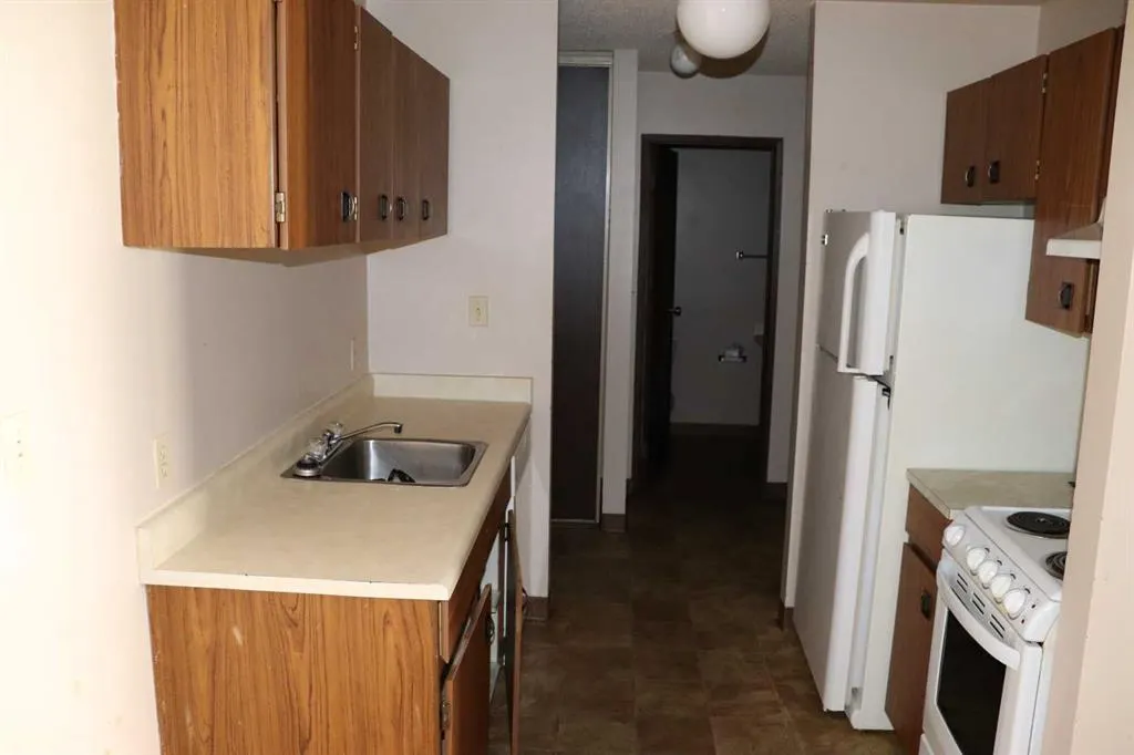 1221B West Haven Drive, #205