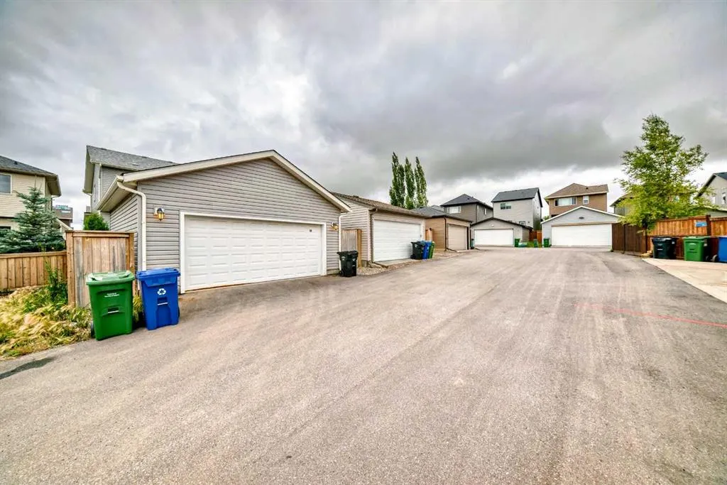 62 Nolanfield Heights NW