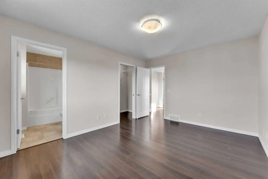 7 Auburn Meadows Gardens SE