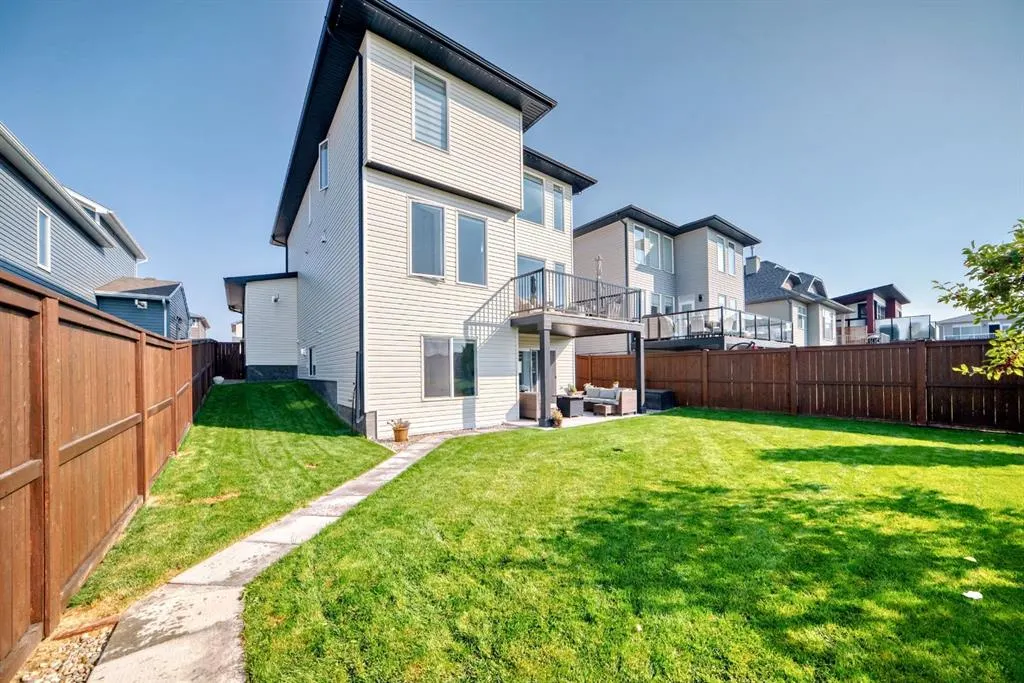 56 Greywolf Road N