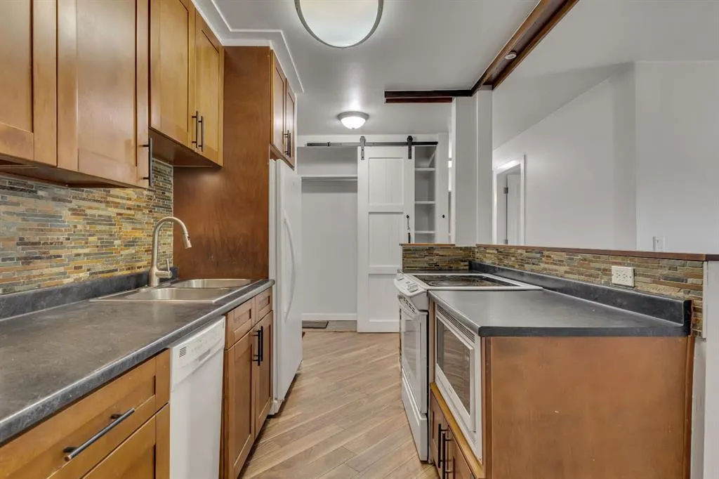 4001C 49 Street NW, #3303