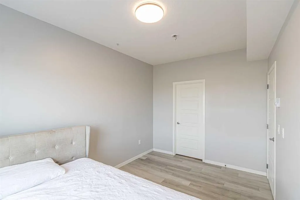 360 Harvest Hills Way NE, #203