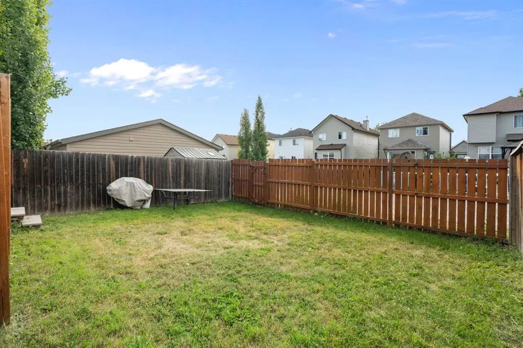 61 Everglen Way SW