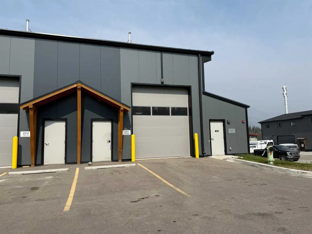 1 Limestone Valley Road, #201