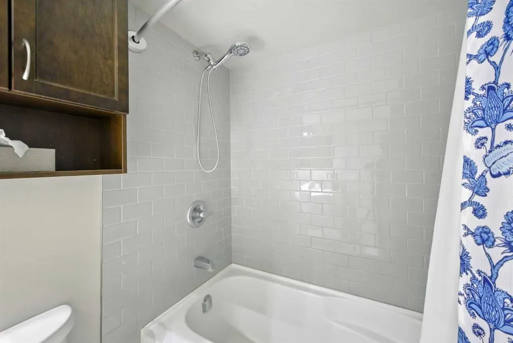 2204 1 Street SW, #109