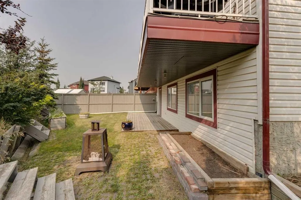 225 Bayside Place SW