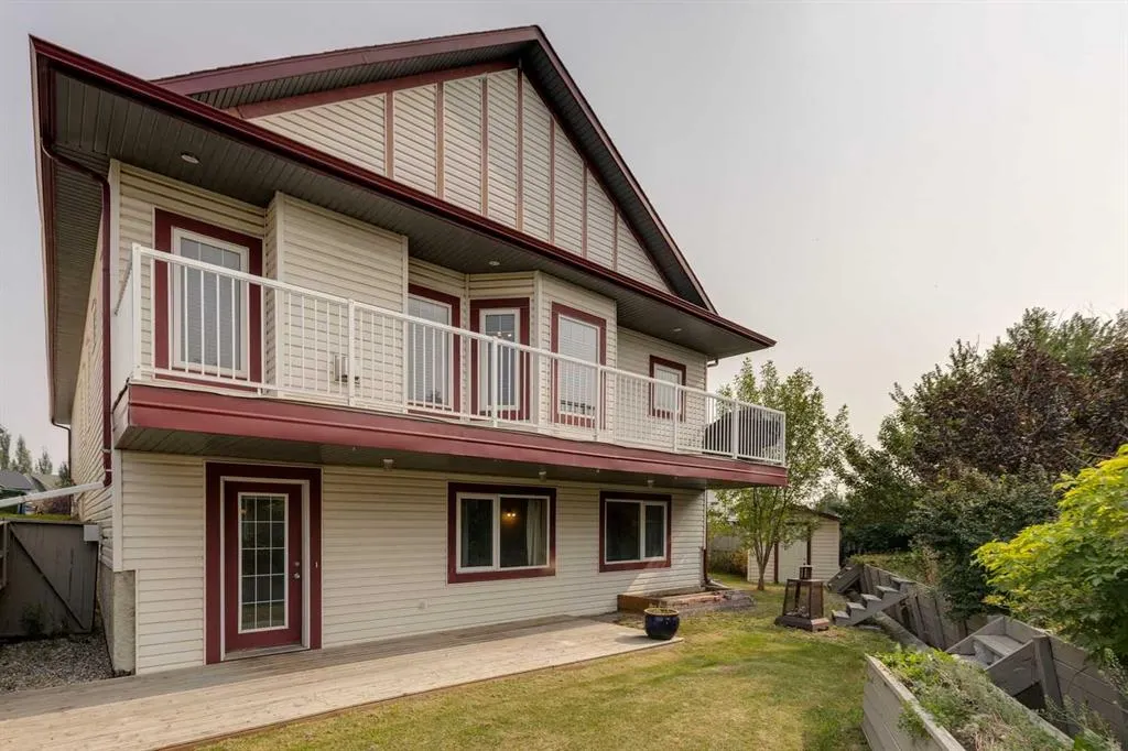 225 Bayside Place SW