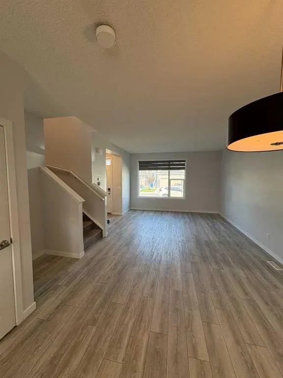 83 Corner Meadows Grove NE