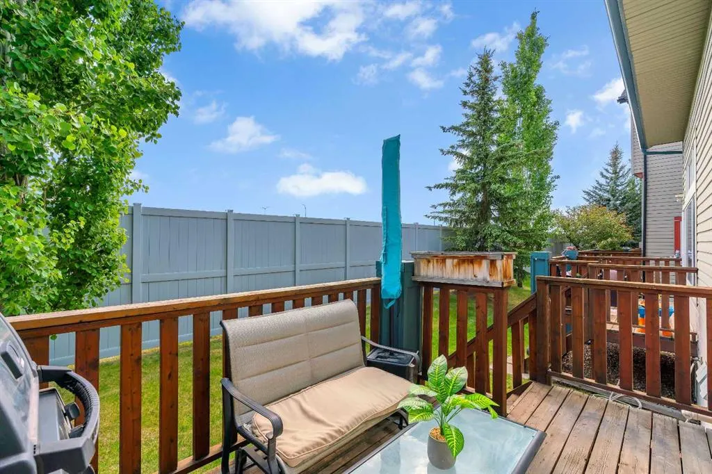 135 Copperfield Lane SE