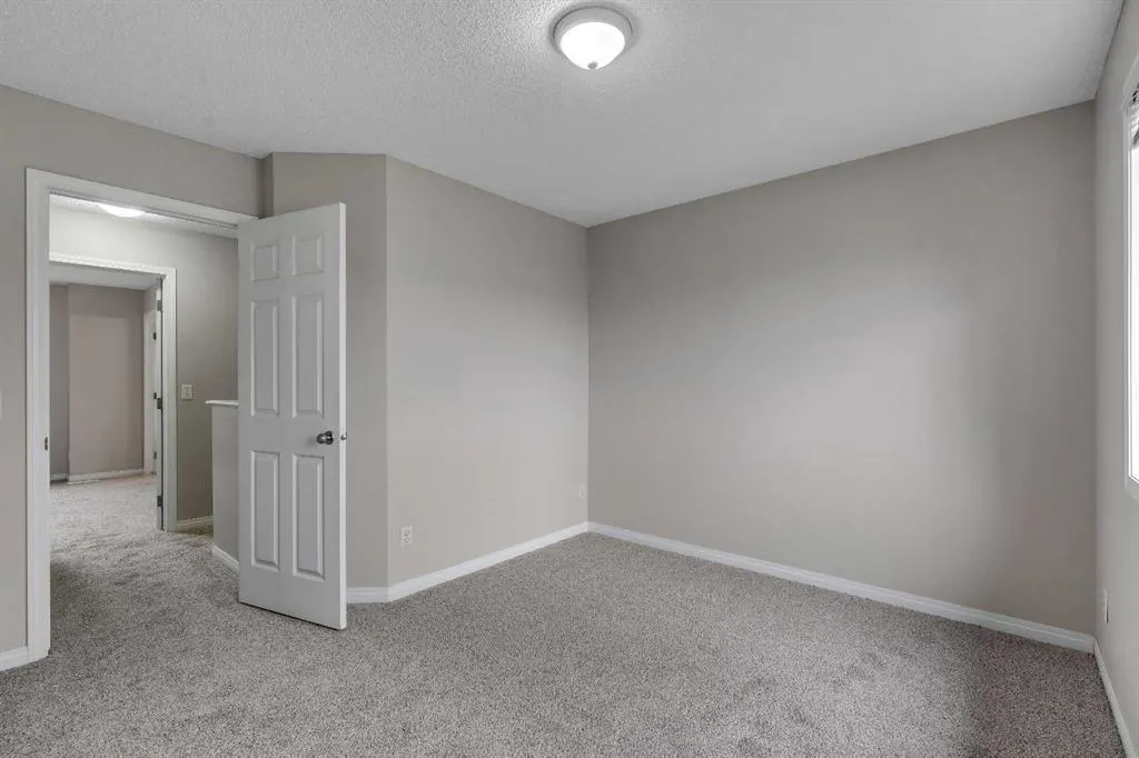 135 Copperfield Lane SE