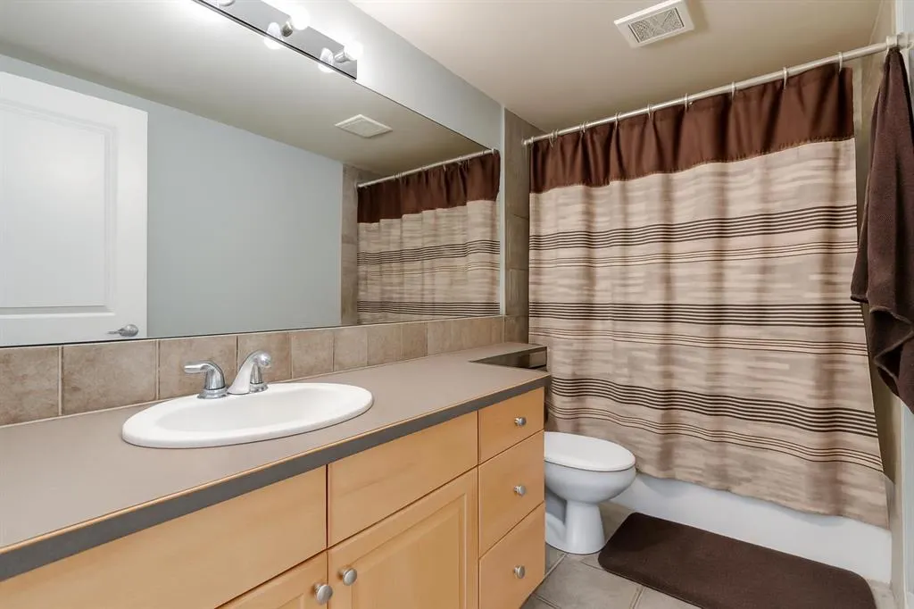 1331 15 Avenue SW, #202
