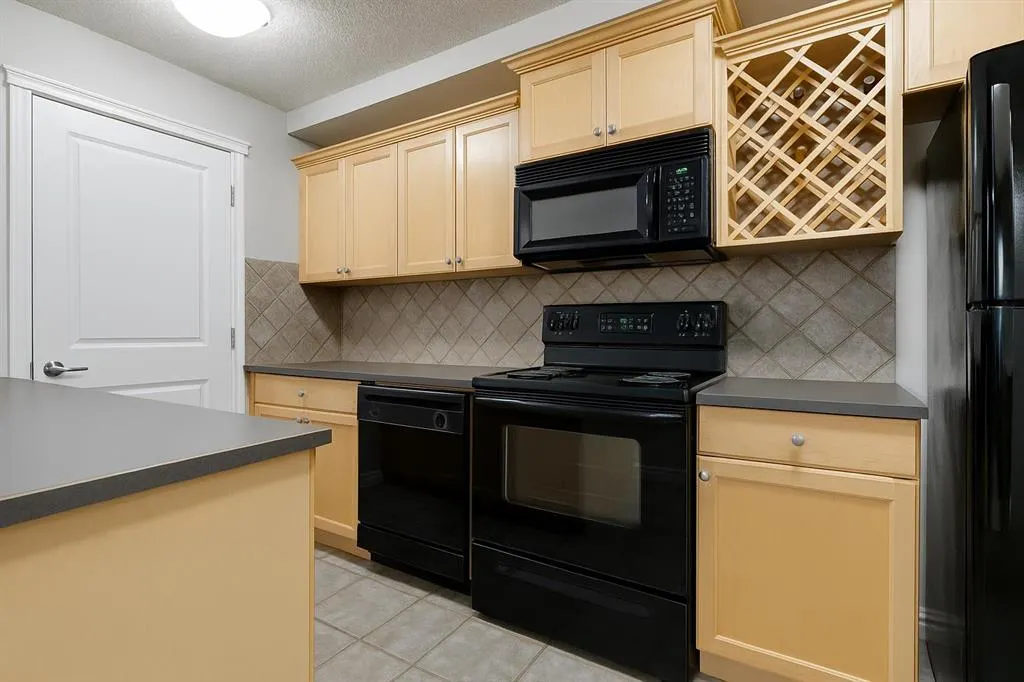 1331 15 Avenue SW, #202