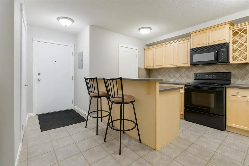 1331 15 Avenue SW, #202